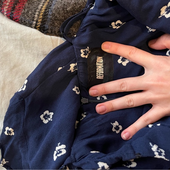 Reformation Adora Dress in Waikiki Floral - sz 0 - Picture 5 of 6